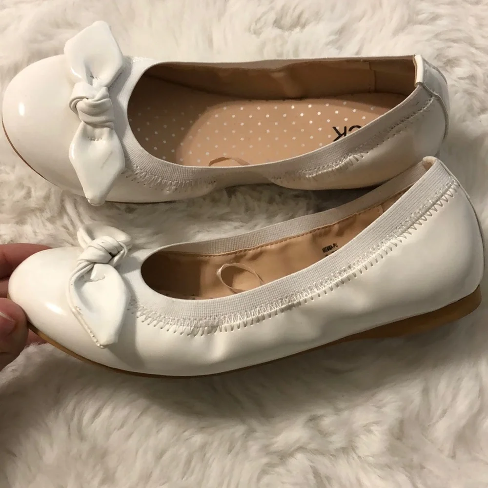 Nordstrom Rack White Bow Flats Dress Shoes